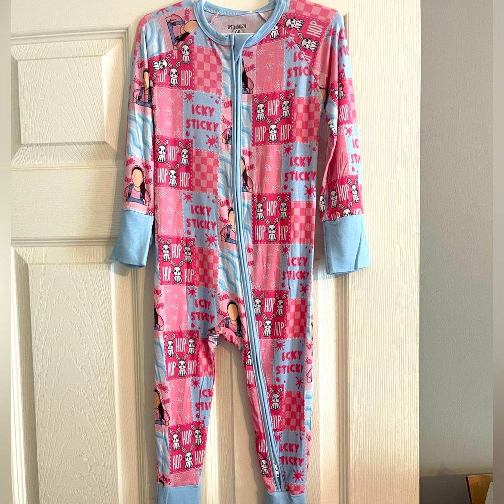 2T Em’s Cozy Co bamboo zippy